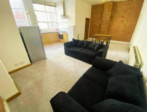 Spacious 4BDR Home, Perfect for Families & Groups!